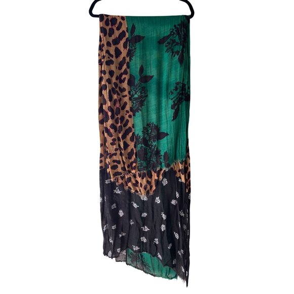 Zara Accessories Accessories - Zara Accessories Green Black Leopard Floral Mix Media Print Scarf Wrap